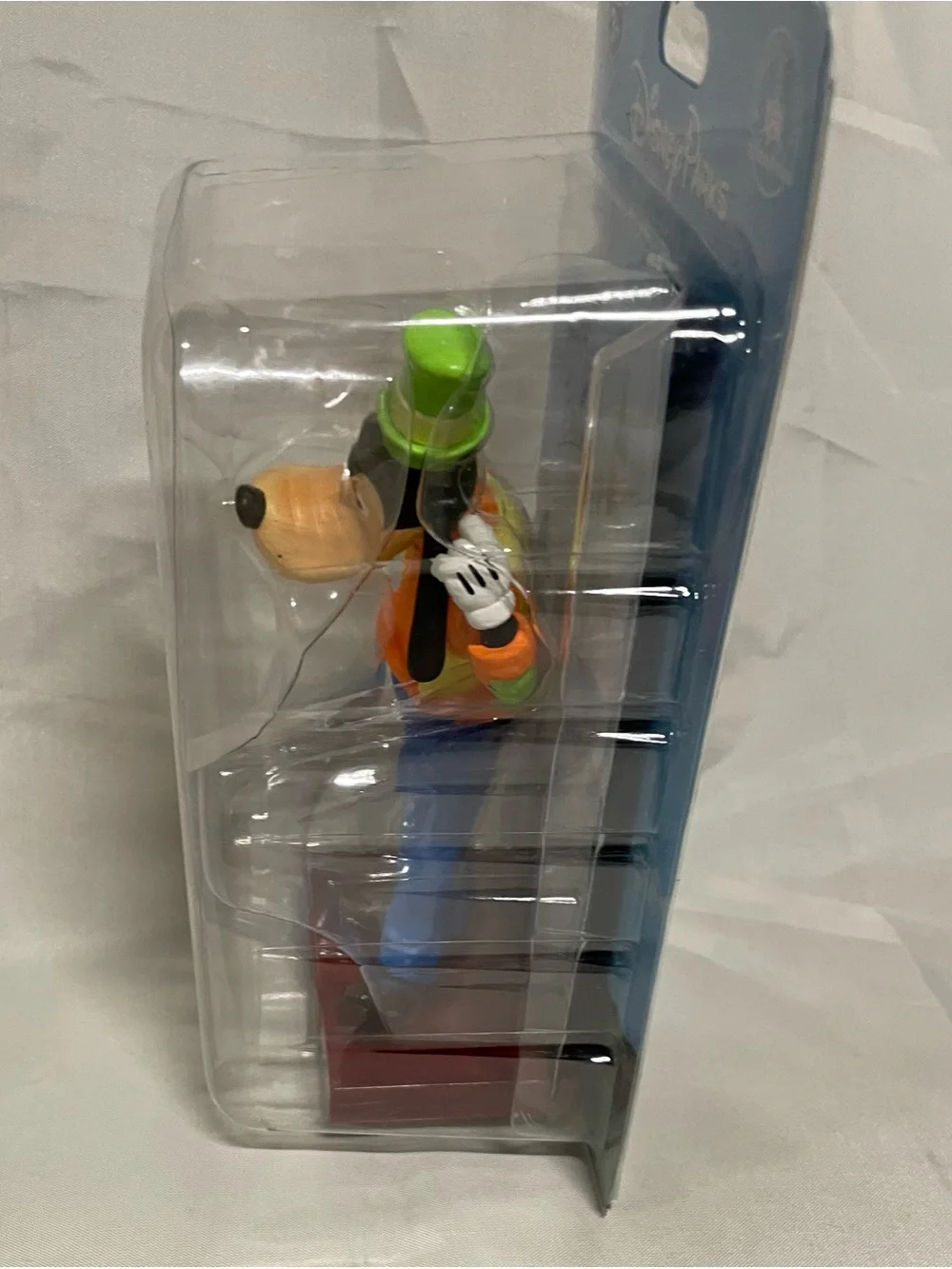Disney Goofy Collectible Figure - Orange, Blue & Green Outfit